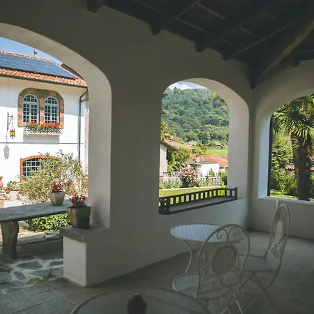 Bed & Breakfast Il Cappellaio Di Erika Brovello-Carpugnino