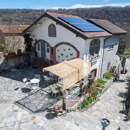 Il Cappellaio Di Erika Bed & Breakfast 3*