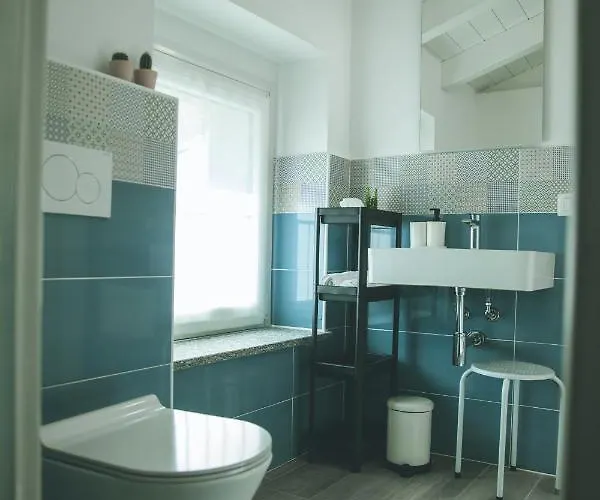 Il Cappellaio Di Erika Nocleg ze śniadaniem Brovello-Carpugnino