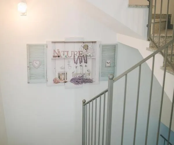 Il Cappellaio Di Erika Nocleg ze śniadaniem Brovello-Carpugnino