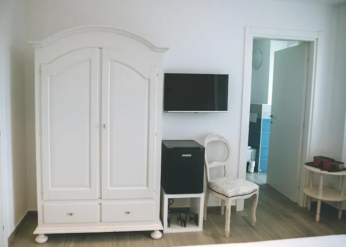 Panzió Il Cappellaio Di Erika 3*