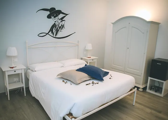 Il Cappellaio Di Erika Bed and breakfast 3*